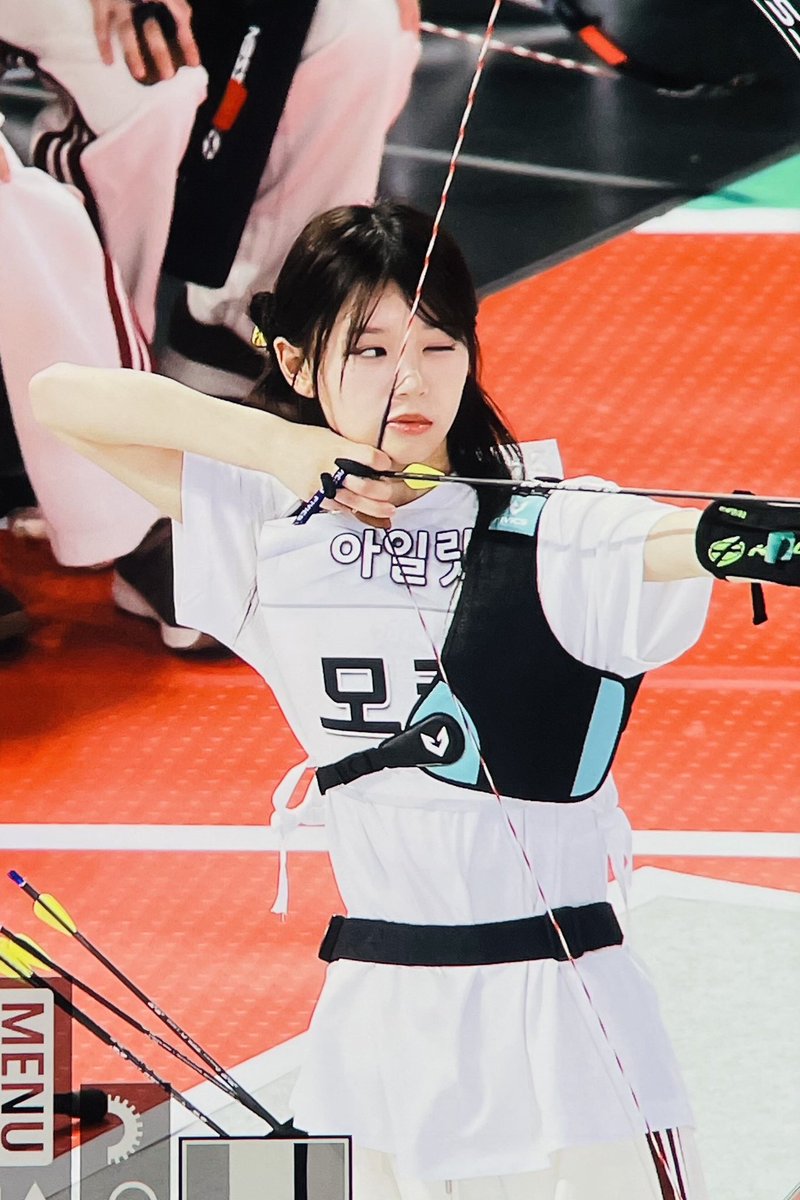 m0kas2's tweet photo. 240805 아육대

양궁소녀🏹

#ILLIT #아일릿 #MOKA #모카 https://t.co/uVvmcGaRVJ