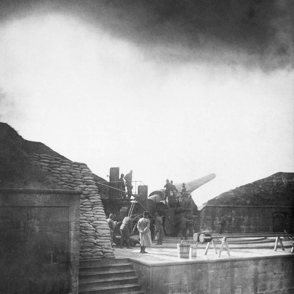 A flash of strategic genius, a worthwhile gamble or did ‘criminal idiots attempt the impossible’? 

A new day-by-day account of the Gallipoli Campaign gets you right inside the dramatic events. 

Subscribe for release date &amp; news 📨  steadyhq.com/en/littlegully…