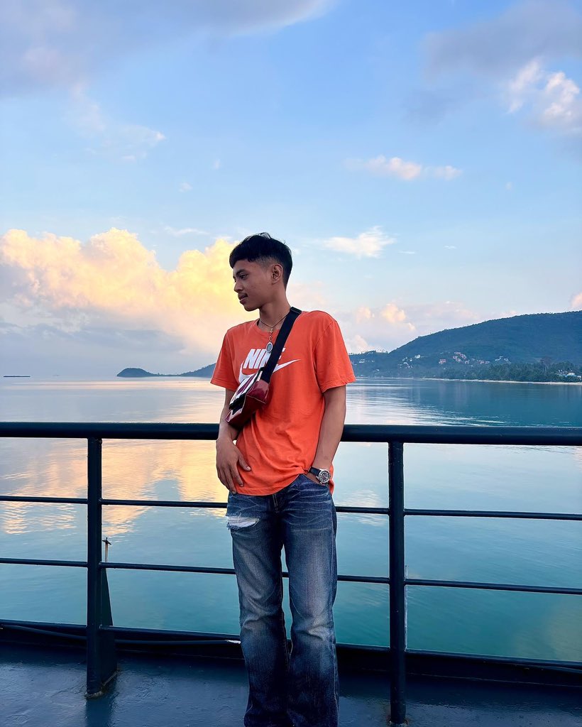 เหงาจังอากาสก็ดี สาวๆทักมาคุยได้คับ
#นครศรีธรรมราช
#ฉวาง
#ทุ่งใหญ่
#ทุ่งสง