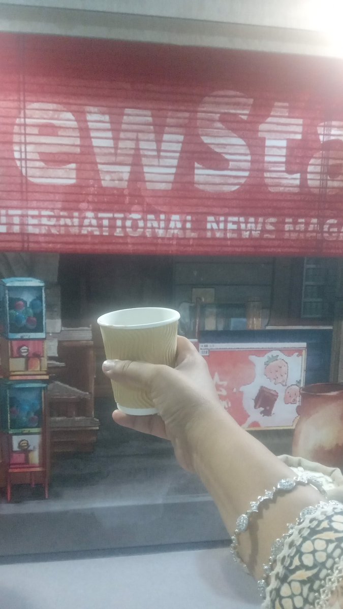 خانی tweet media