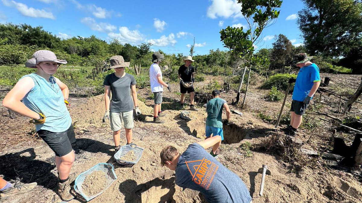 CampCambodia's tweet photo. Student #TeamTonsay starting a toilet project this morning 
#Campseffect 
#Dosomethingamazing
@CampsInt https://t.co/2UgrezI0br