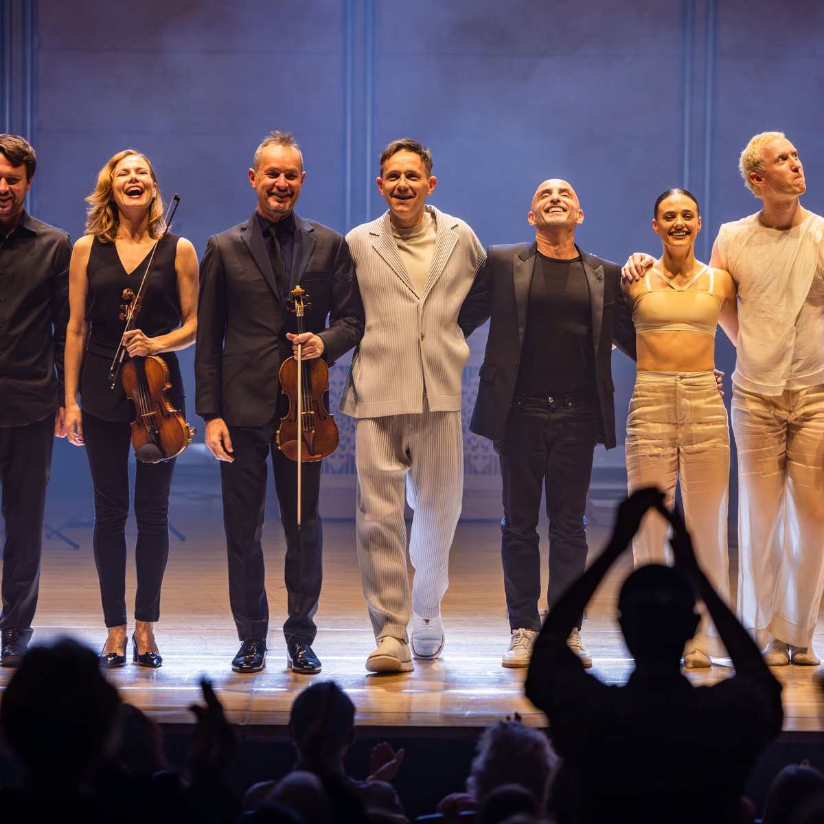 π π πππ§πππ€ (@iestyn_davies) on Twitter photo Having a ball out here in Oz with <a href="/A_C_O/">Australian Chamber Orchestra</a> <a href="/sydneydanceco/">Sydney Dance Company</a> . Two shows down of βSilence & Raptureβ, ten to go! Having a ball out here in Oz with <a href="/A_C_O/">Australian Chamber Orchestra</a> <a href="/sydneydanceco/">Sydney Dance Company</a> . Two shows down of βSilence & Raptureβ, ten to go!