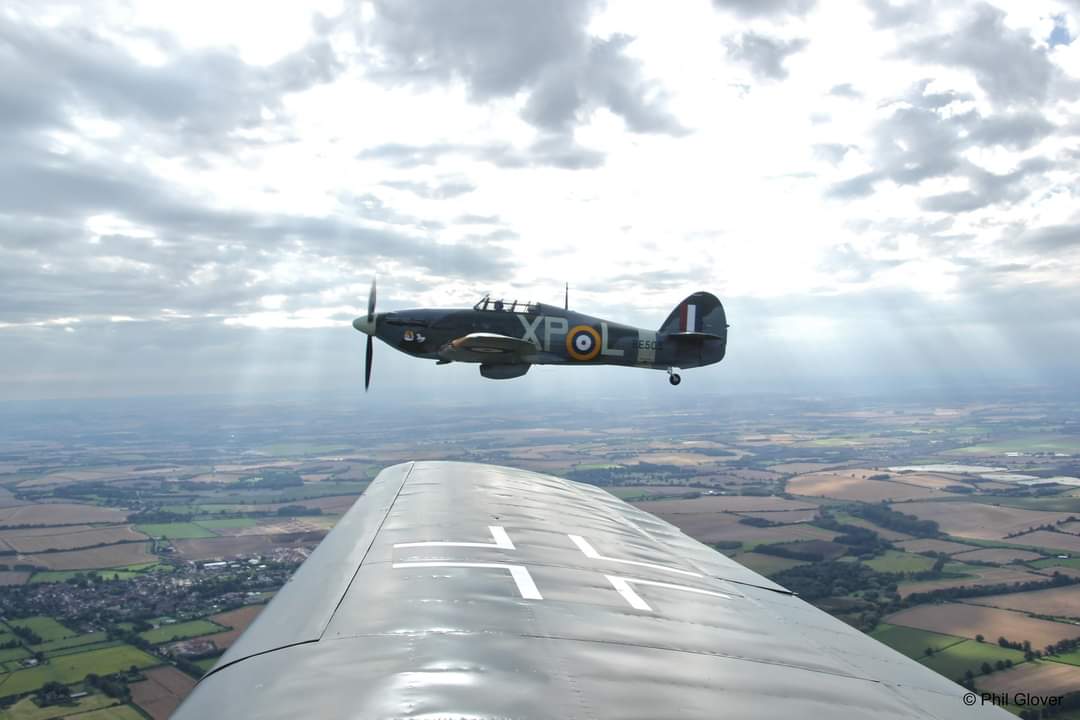 WarbirdLovers's tweet photo. ⚡New article! An in-depth write up of my flight experiences with @HurricaneR4118 in the world's only two-seat Hawker Hurricane.  https://t.co/z6U8pN07fY  Plus, Hurricane vs. Bf 108, what it's like to be intercepted and "shot down" by the Hurricane. #warbirdlovers #avgeek #flying https://t.co/Dord0f0ehw