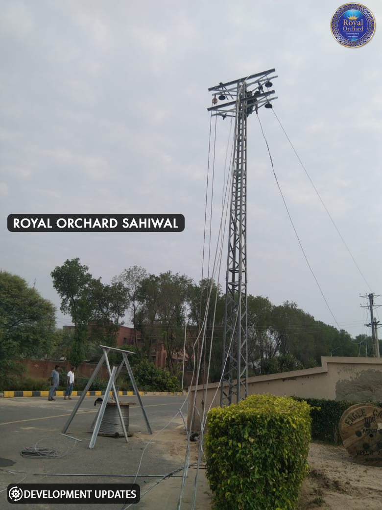 royalorchardpk's tweet image. We are thrilled to announce that the installation of structure poles and conductors is well underway for the two 11 KV feeders from the Grid Station to Royal Orchard Sahiwal.

#RoyalOrchardSahiwal #PowerInfrastructure #CommunityProgress #SahiwalDevelopments