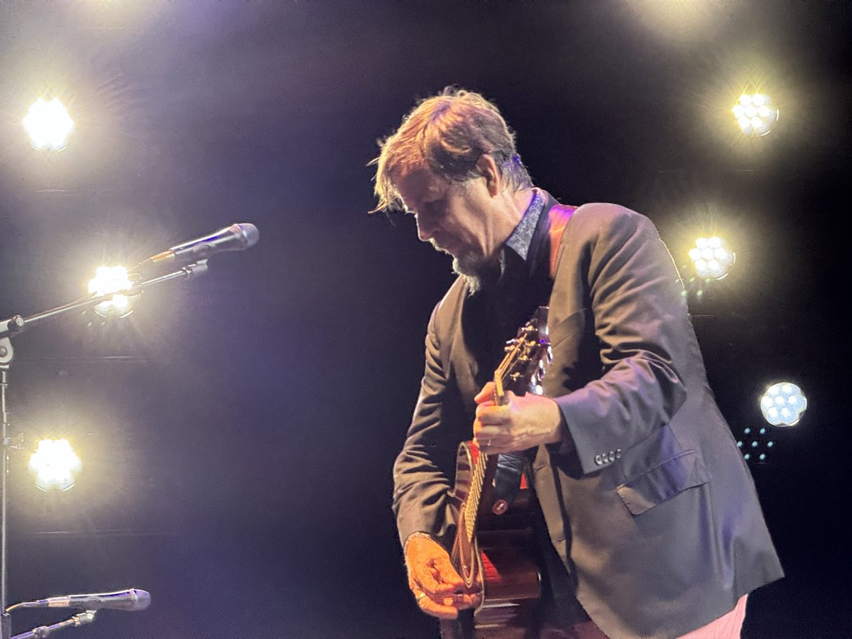 Chris Gordon tweet media