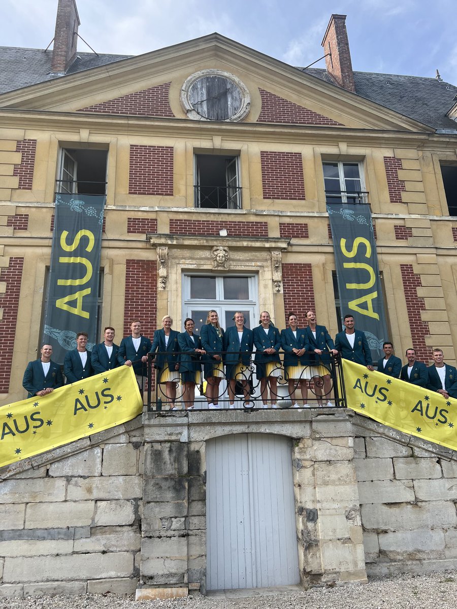 drmatthislop's tweet image. So proud in my role as CMO to be associated with this group of amazing Aussie athletes. Last day Slalom and Canoe Sprint starts tomorrow. ⁦@Paris2024⁩