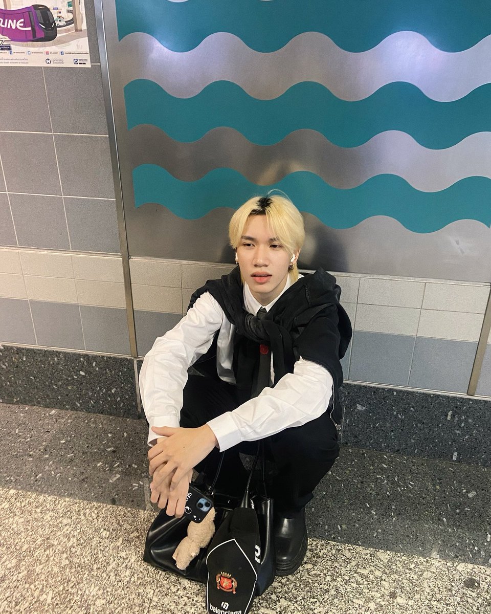 4mixlover's tweet photo. แปบเดียวเป็นพี่ปี 4 แล้ว ไวมากกกกกกกกกกก

#4MIX #George4MIX https://t.co/BkSWw8h7bi
