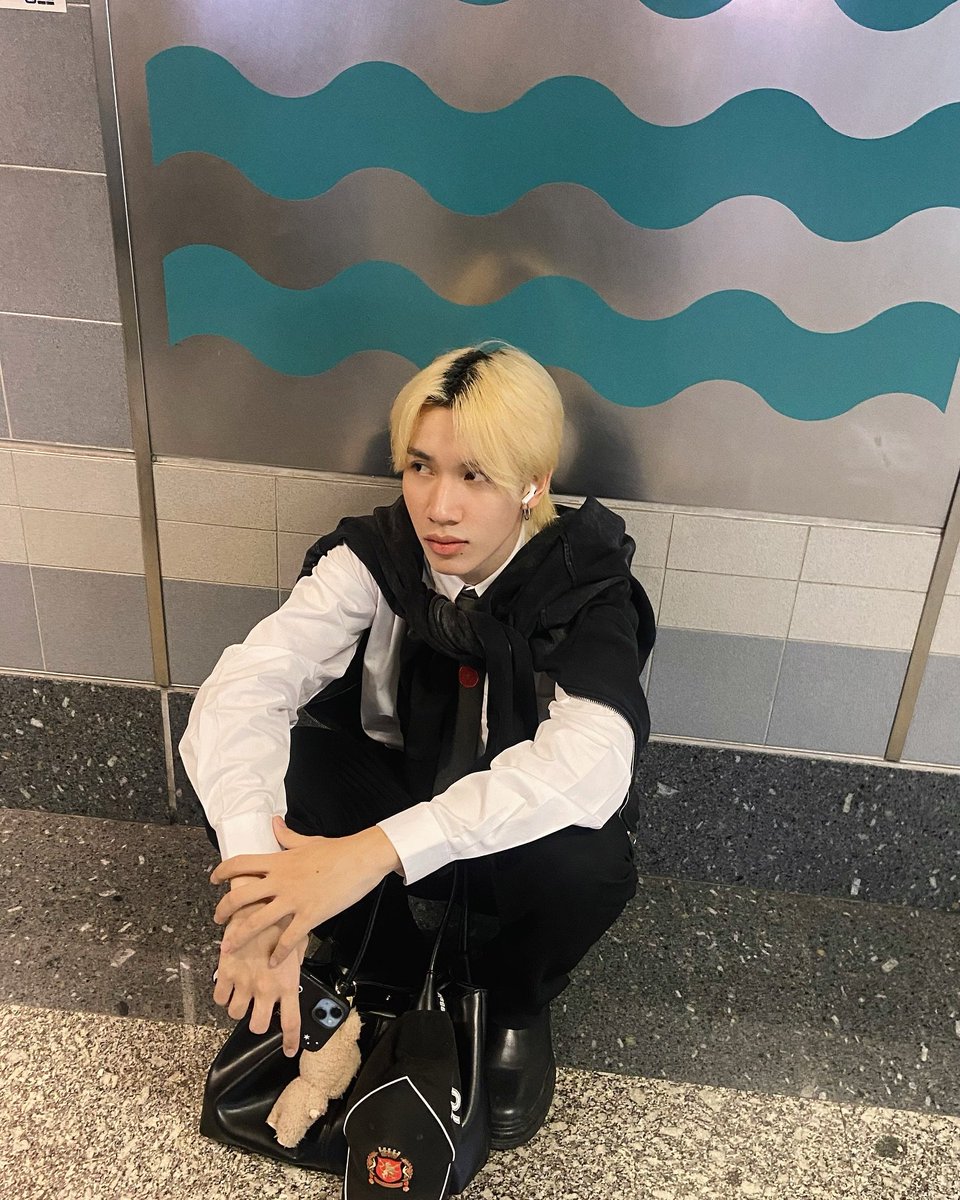 4mixlover's tweet photo. แปบเดียวเป็นพี่ปี 4 แล้ว ไวมากกกกกกกกกกก

#4MIX #George4MIX https://t.co/BkSWw8h7bi