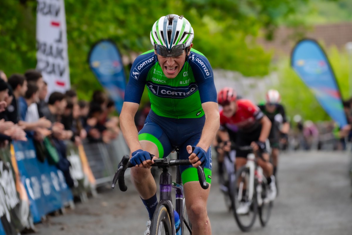 🎙️ <a href="/Hugo_dlca/">Hugo de la Calle</a>
 
"Desde que empecé a competir con cinco años, soñaba con esto todas las noches. Gracias por la oportunidad"

"Paso bien la montaña, tengo chispa para resolver en grupos reducidos y mi mayor virtud es que nunca me doy por vencido"

📷<a href="/ccpadrones/">Equipo Cortizo</a>