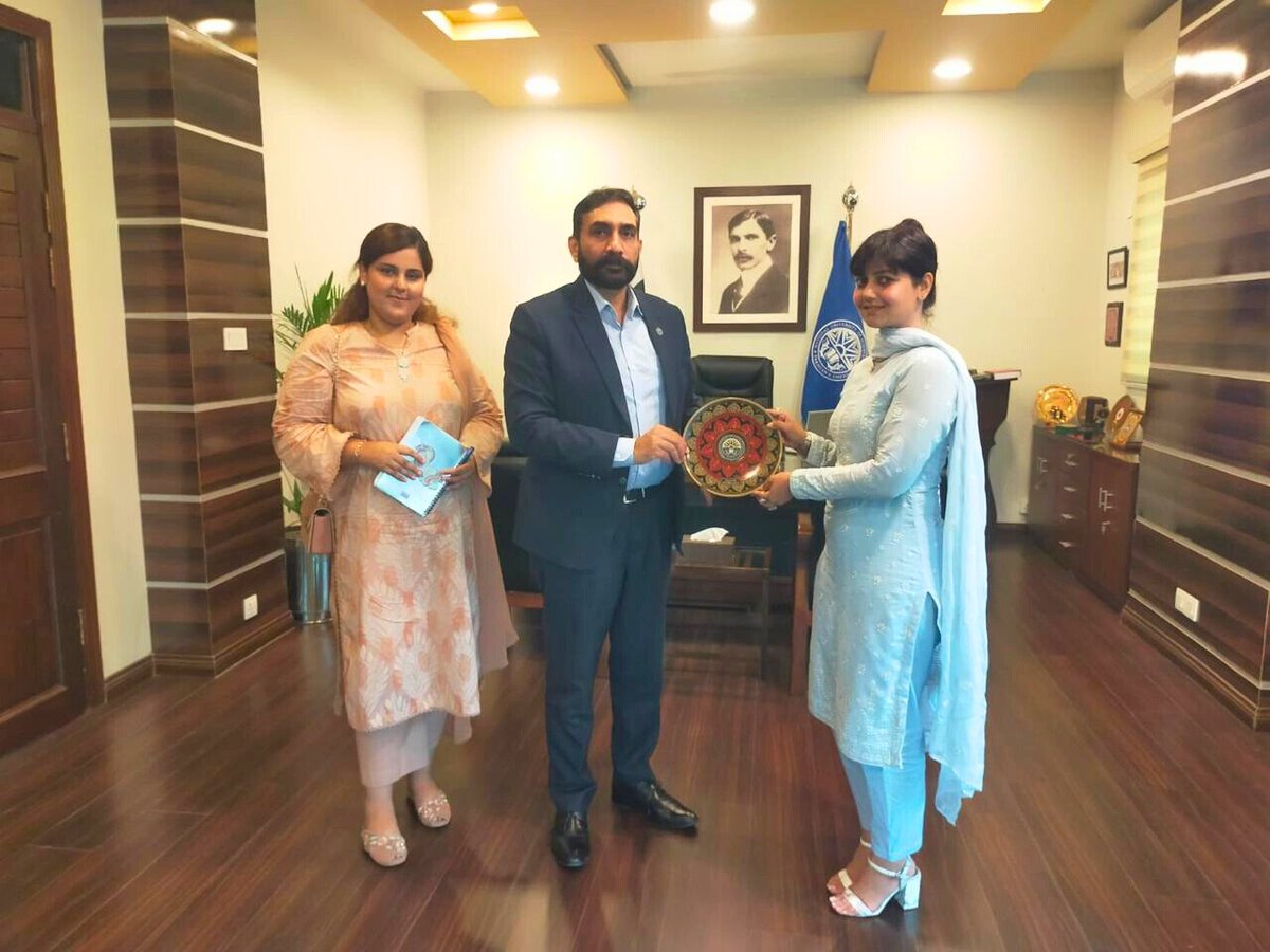 Fatmagilani's tweet photo. 🌟We had a fantastic meeting at NUST to discuss our ongoing projects and a prospective MOU. Great Thanks to the NUST team for the warm welcome and insightful discussions. Stay tuned for more updates! 📚🤝#ReadPakistan #NUST #Collaboration #EducationForAll #PromotingReading 📖✨ https://t.co/pKnDfllWFF
