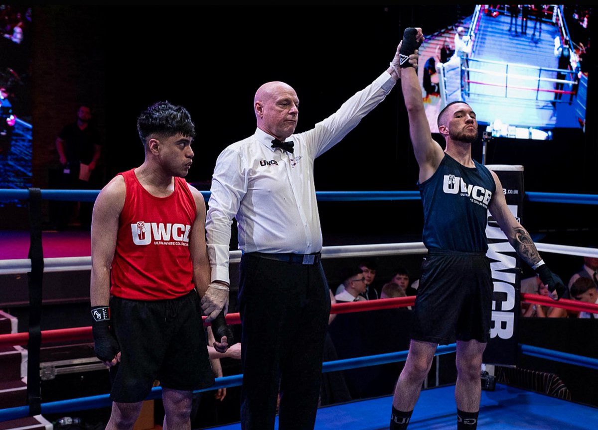 DriveMotorGroup's tweet image. It’s great to see the images captured from the Ultra White Collar Boxing (UWCB) event, where our Sales Executive, Sam Finkill, took part and managed to raise £420 for Men Who Talk. 

Read more here: drivemotorretail.co.uk/news/drive-mot…