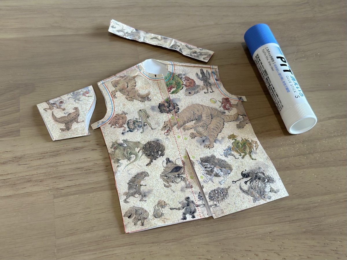 ウルトラ怪獣もののけ絵巻 アロハシャツ、型紙にレイアウトした