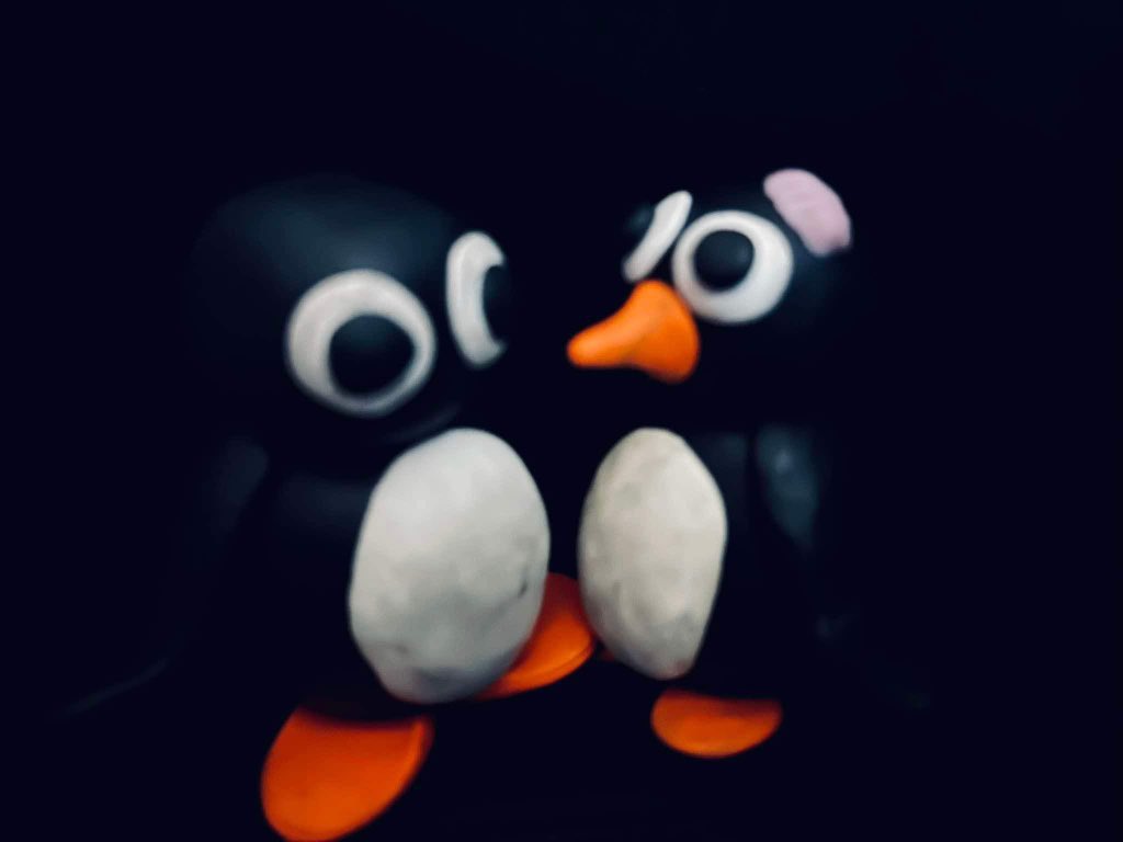 cdv_arks's tweet image. 5th may be with you. Lost nose of daddy penguin 🐧🥺