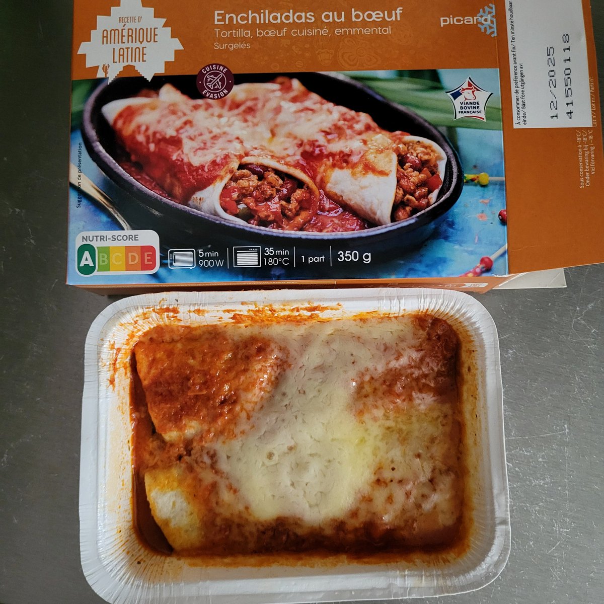 pooopiidooo's tweet photo. Enchiladas @picardsurgeles
VS
Robe blanche
Les paris sont ouverts ou tout blanc ...
#bougnette #ParlezVousLeSud https://t.co/ReQ6PNshr7