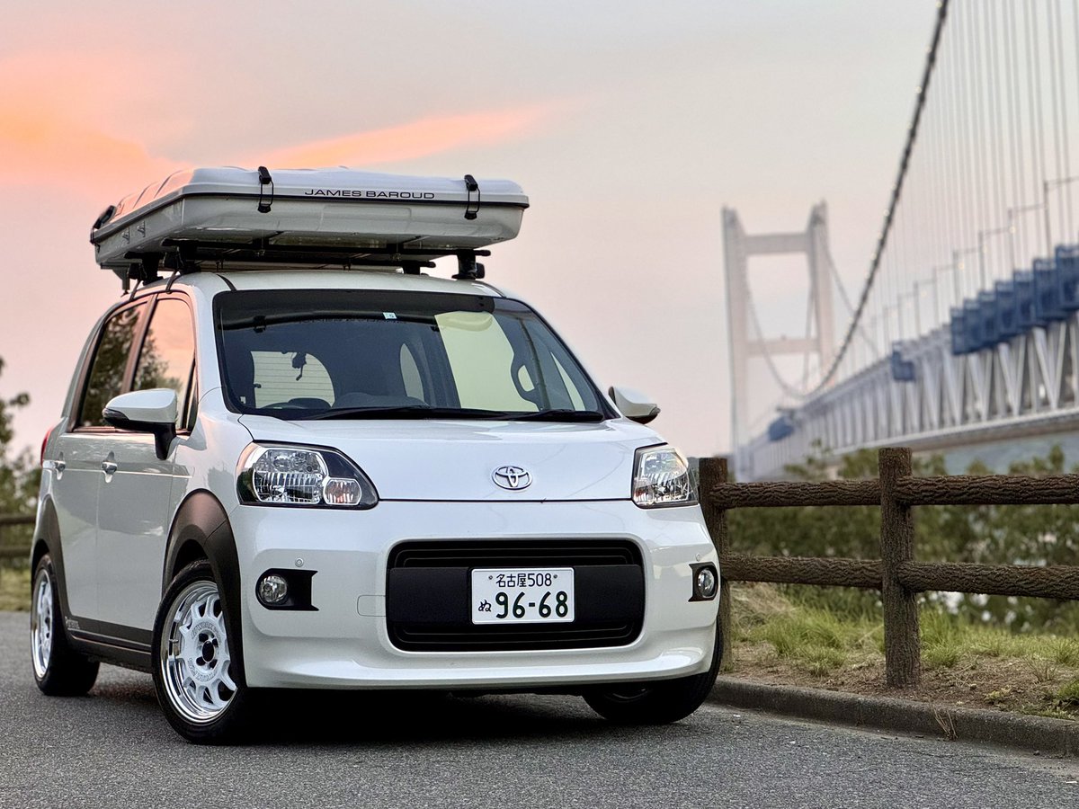 Tempa108_'s tweet photo. 今日は瀬戸大橋のすぐ脇で車中泊。
皆さま本当に優しい方ばかりで、いい街だなぁ、と。
瀬戸大橋をバックにカッコかわいさの際立つPortempaです。
#portent
#ポルテント
#portempa
#ポルテ https://t.co/ALTTmWYl3M