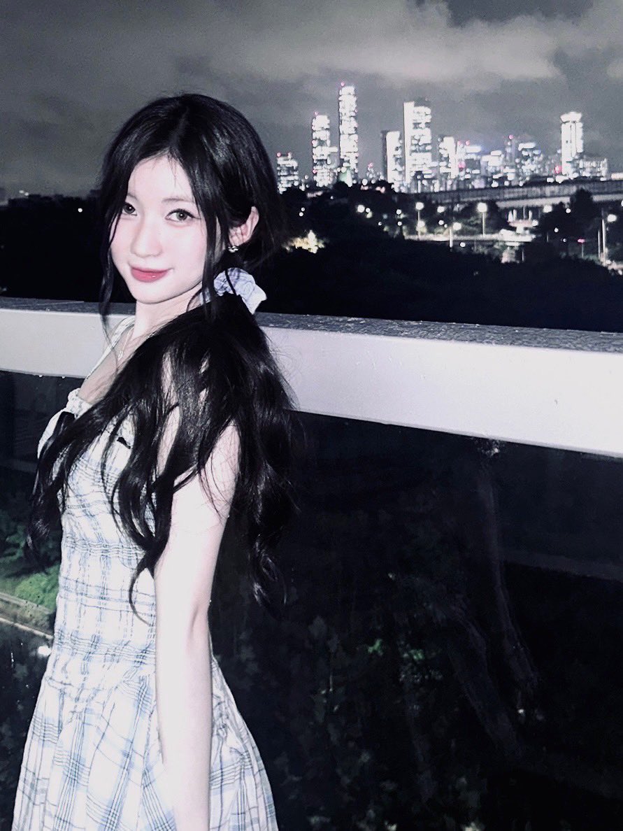 #ASA Weverse Post

“⋆⌁⌁⌁🖤⌁⌁⌁⋆
Hi MONSTIEZ
다들 뭐해욤?
오늘도 고생많았어요
내일도 같이 힘내요 아쟈 아쟈 
▀▄▀▄▀▄▀▄▀▄▀▄▀▄▀▄▀▄▀”

베이비몬스터 아사 #ENAMIASA #아사 #BABYMONSTER #베이비몬스터