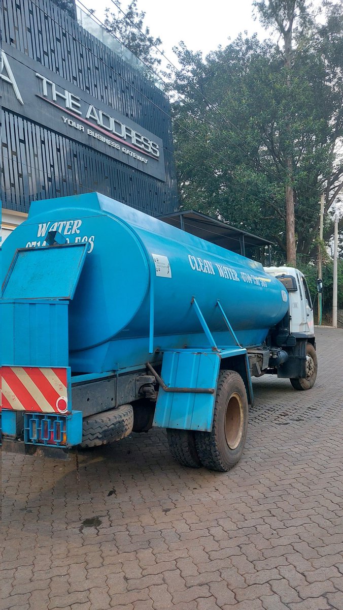Water_nairobi's tweet photo. Looking for clean water delivery services in Nairobi?We are water utility company located in Nairobi.We supply water in capacity of 5,000ltrs &amp; 10,000ltrs respectively.Its fresh clean water fit for all purposes including human consumption. Call us today 0714750565 https://t.co/fOFKHBQyZF