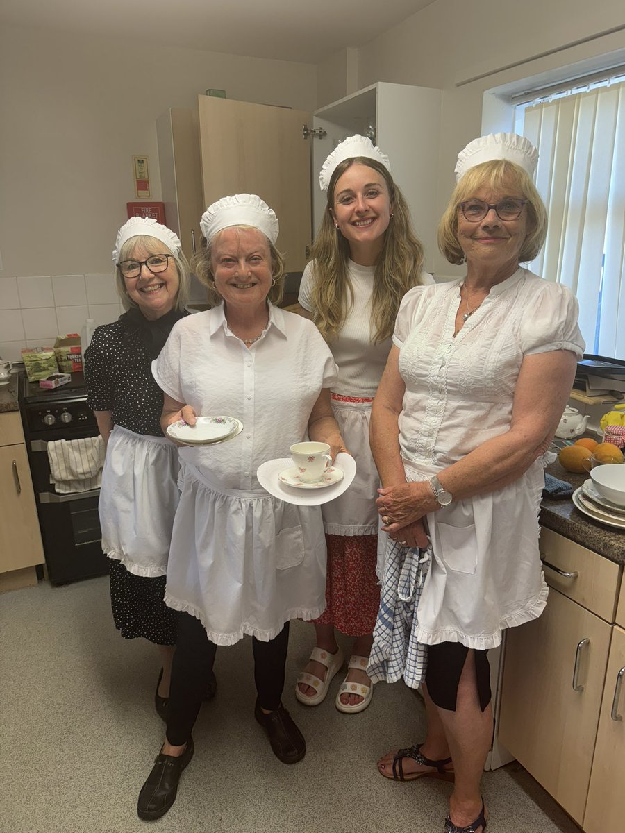 hullknitting's tweet photo. Positive News from Hull!!!

We raised £791.50 for The Oncology Unit, Castle Hill hospital, hull at our 10th Birthday Tea Party! #hull https://t.co/AAWtrm1nHn