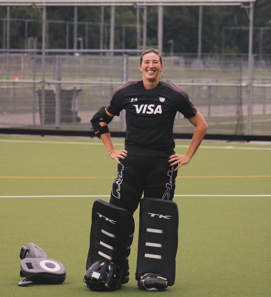 🇦🇷 La China Cosentino es lo más grande que existe.

4 penales de Alemania. 
0 goles de Alemania.

Otro día más en la oficina para la mejor arquera de #Paris2024