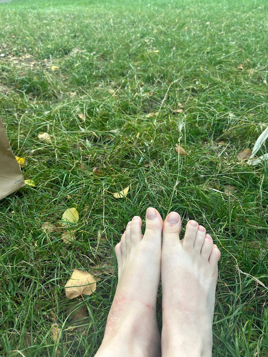 Feet_Finder10's tweet photo. Would you like to see more ? https://t.co/4fkBoHfHVY
