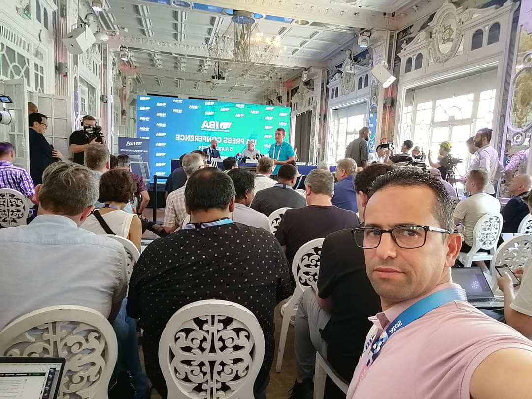 derradjihafid's tweet photo. هل يعقل أن ينظم الاتحاد الدولي للملاكمة IBA مؤتمر صحفي
موضوعه إيمان خليف عشية خوضها منازلة نصف النهائي لتصفية حساباته مع اللجنة الأولمبية الدولية ، ومع الجزائرية التي تحدث العالم كلها ؟
ما يحدث سابقة في تاريخ الرياضة العالمية لن يزيد الملاكمة إيمان سوى إيمانا وإصرار وعزيمة على رفع تحد جديد، و يزيدنا يقينا أن الحرب القذرة تقتضي تجنيدنا وقوفنا كلنا مع أيمان .