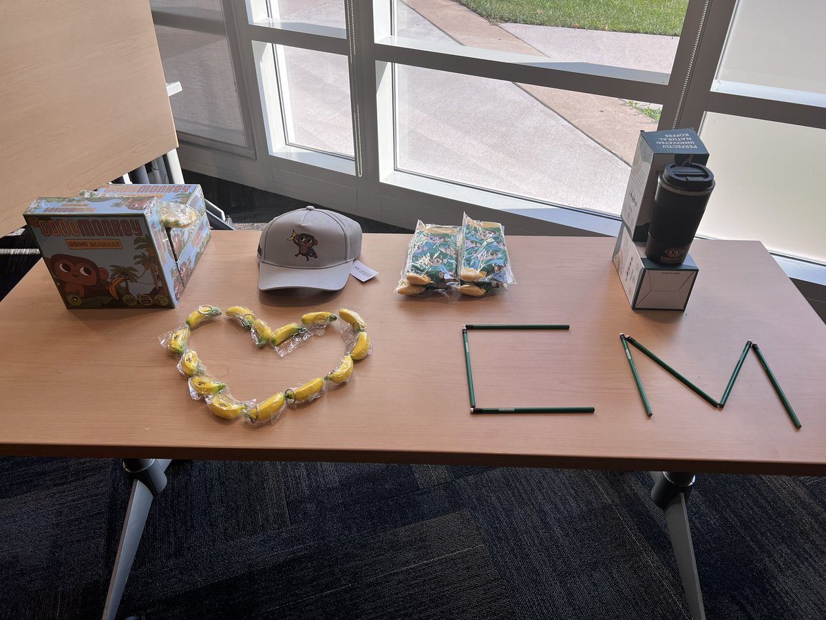 EMKsusinskitech's tweet photo. Ready to present about the amazing @CodeMonkeySTU! Stop by room 104 for a chance to win some great swag and to learn about how you can use Code Monkey with your students! @CSTANJ
@CS4NJ
@csteachersorg
#CSPDWeek2024
#CompSciNJ https://t.co/RuTP6UZZV8