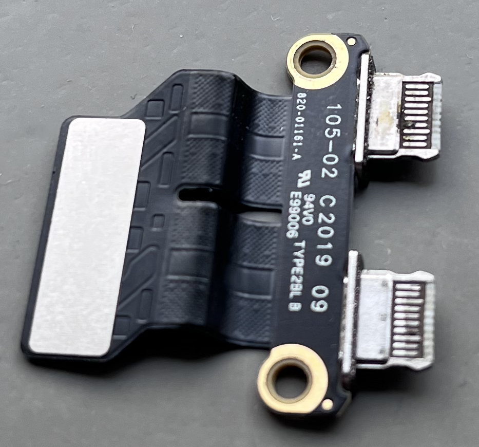 Replaced the USB ports of my wife's Apple MacBook Air (2020). The ports were worn out after a few years of heavy use. Took less than 15 minutes using this <a href="/iFixit/">iFixit</a> guide!  nl.ifixit.com/Guide/MacBook+…