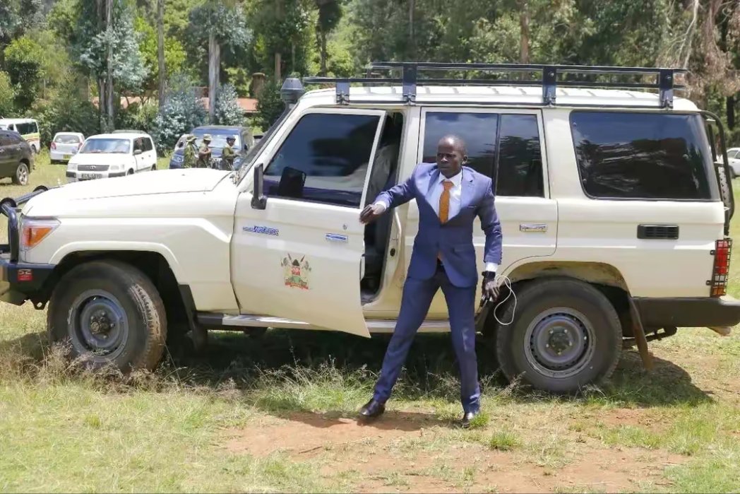 PeterMu79365427's tweet photo. Blessed week ahead watu wangu.
Tupatane ground.
This week expects to see me in your areas more than any week before. https://t.co/aaCo5PGcks