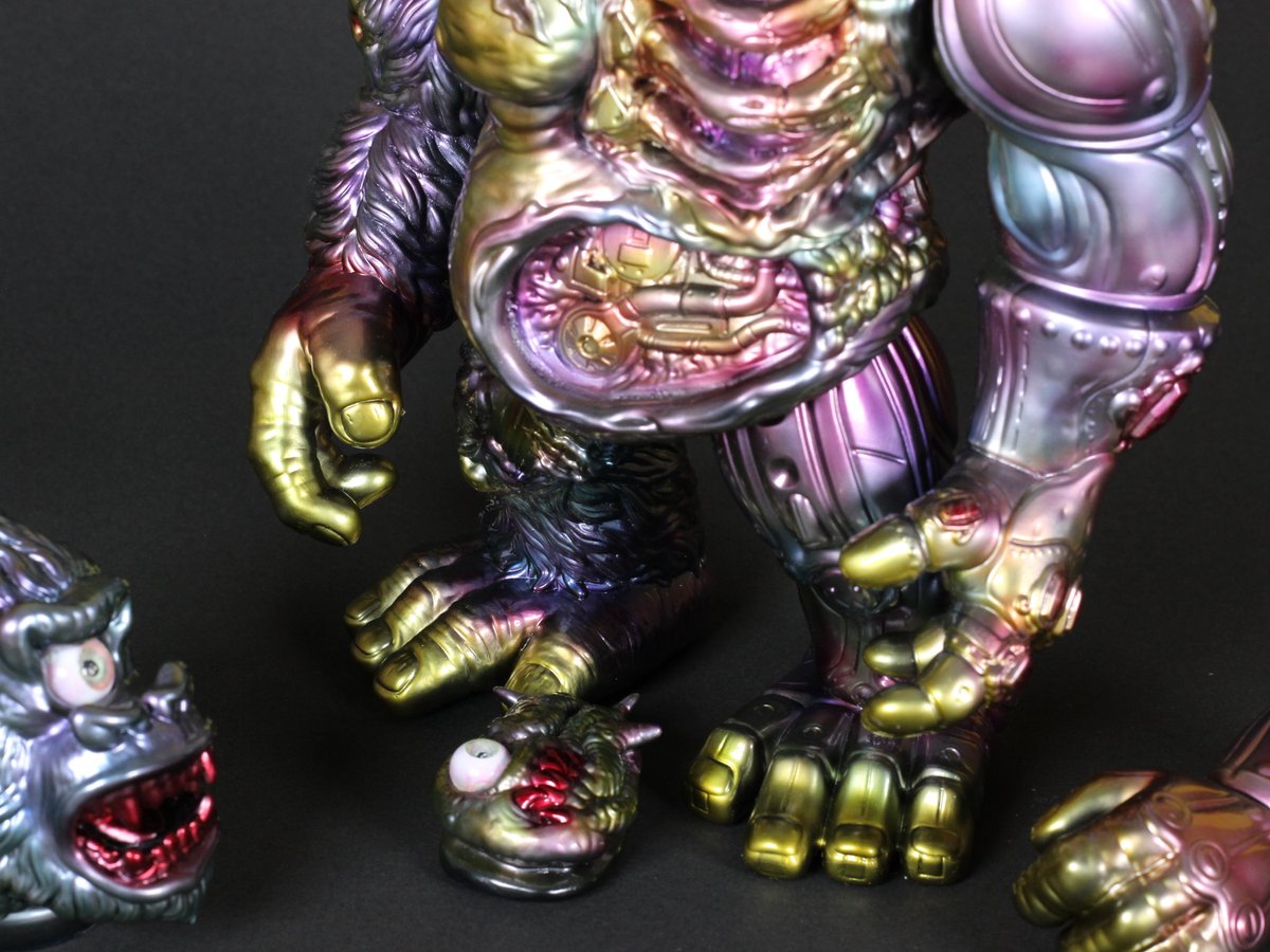 Dokugon メタリック 1点モノ サイズ約30cm 新入荷！！ 秋葉原店店頭