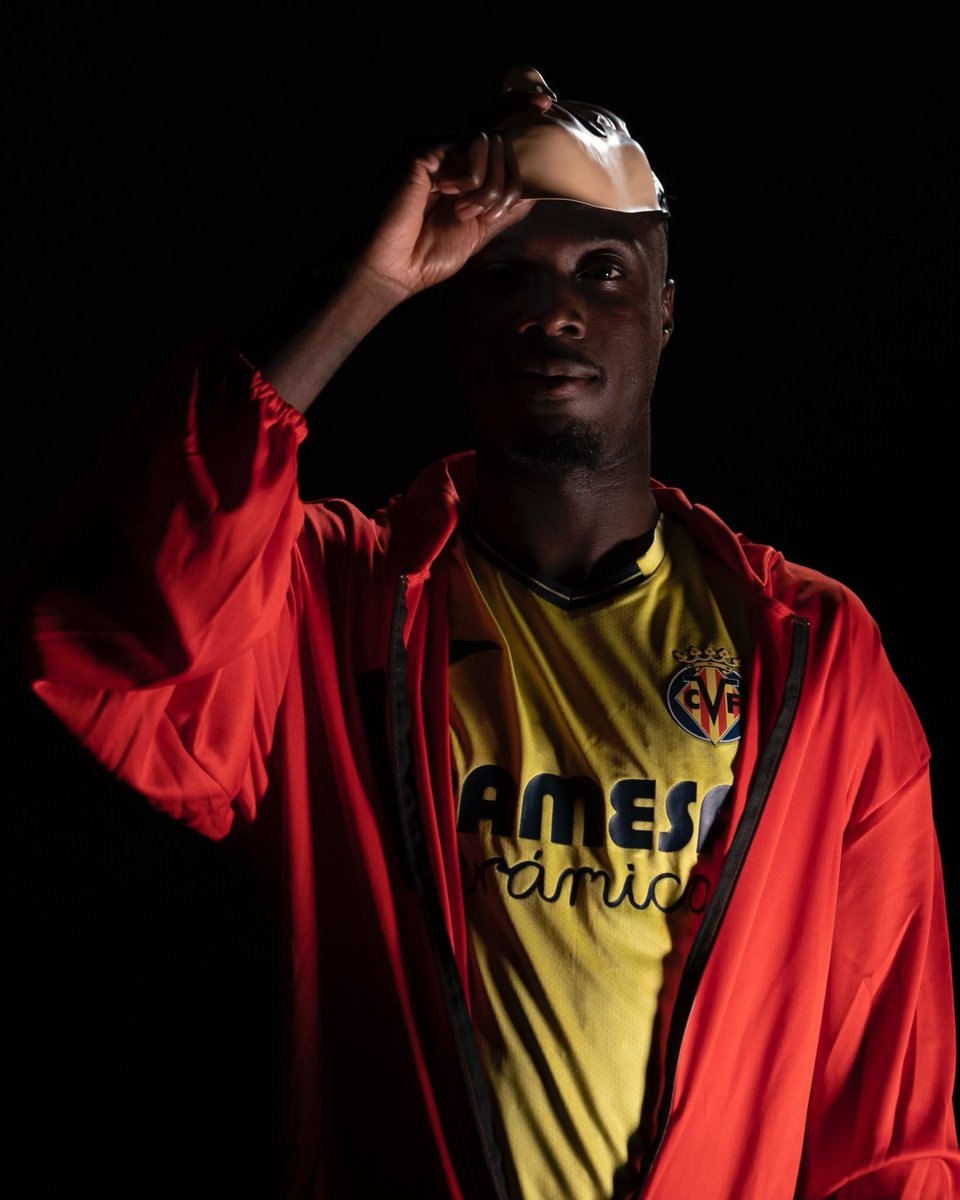 VillarrealCF's tweet photo. Aura https://t.co/4TB7eUChZC