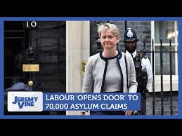 AndrewRoy70's tweet photo. The utter nerve of @JeremyVineOn5 in distancing himself from the riots over the weekend when pretty much every week they have poured fire on the flames of race-baiting 
#JeremyVine https://t.co/bpXfOrBGJh