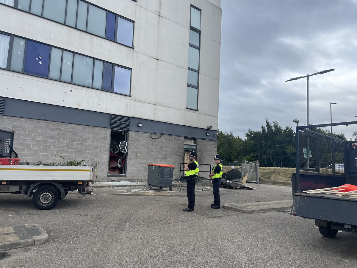 Danielle Andrews tweet media