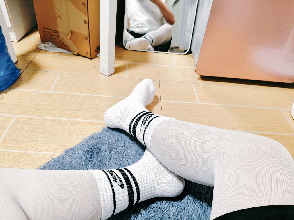 zzyds_'s tweet photo. 我觉得可以再更一下了，变胖了 https://t.co/Q5aFo6njZ9