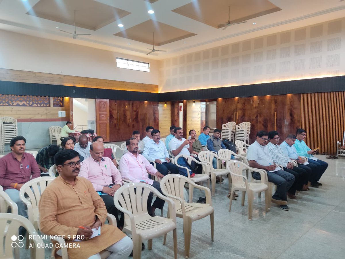 KRMSSOrg's tweet photo. Glimpse of Pranth Karyakarani held at Hubbali on 4th August 2024
#krmss #executivemeeting #NationalisticTeachersMovement https://t.co/fKpXtgGFzD