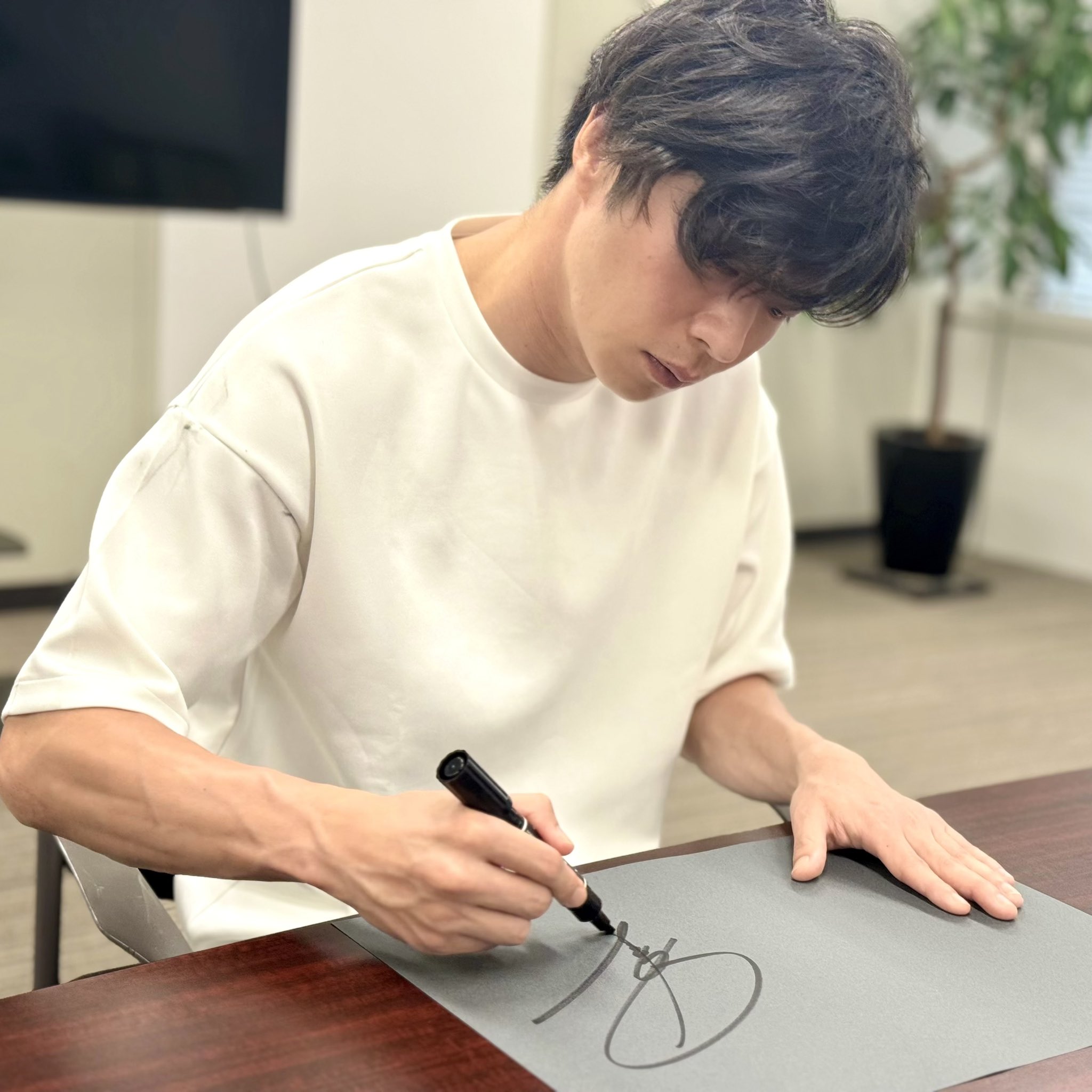 田中圭 サイン本 田中圭 写真集 サイン入 KNOWS KEI TANAKA PHOTO BOOK - メルカリ