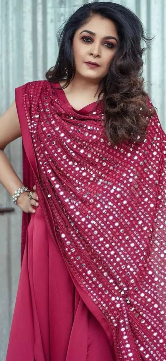 Actress_Club's tweet photo. π #RamyaKrishnaThread
π #BollywoodThread
#Bollywood #Actress #RamyaKrishna New Look https://t.co/gubegAmao7