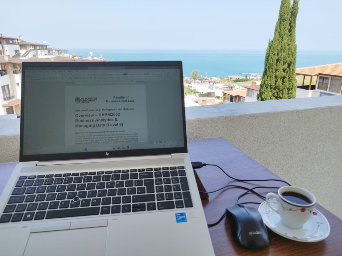 Everyone is sharing photos of their work environment. That's mine in my hometown. Alexandretta (Iskenderun)

Preparing for Business Analytics module 💪🏽