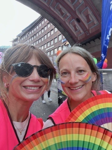 Tietoevryse's tweet photo. Stort tack @stockholmpride för en fantastisk prideparad och festivalvecka ️‍🌈 Tillsammans är vi starkare, för allas rätt att vara och älska den man vill. ❤️🧡💛💚💙💜 https://t.co/PRnUWLTsDQ