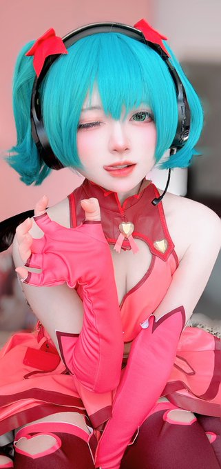 コスプレイヤー絲のTwitter画像31