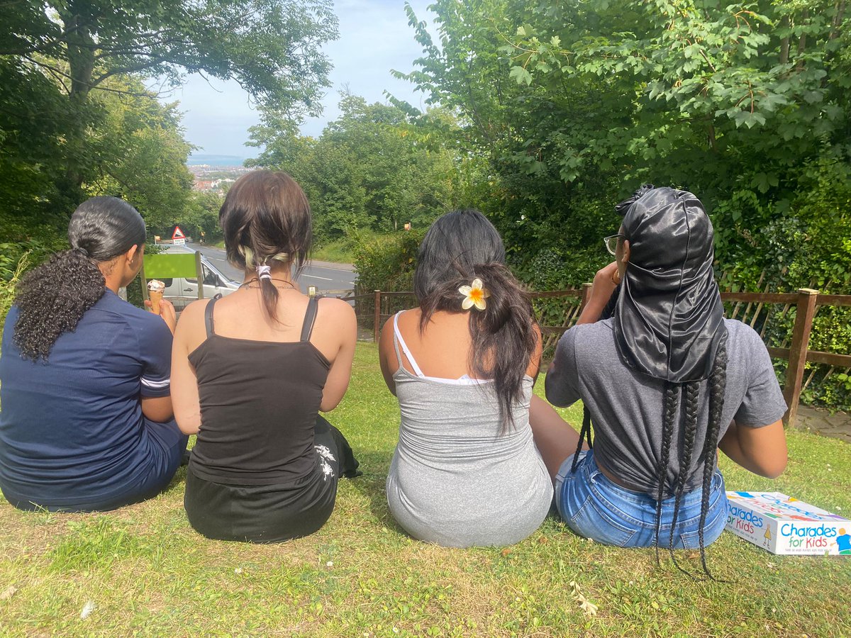 Last weekend, nia &amp; <a href="/SBSisters/">Southall Black Sisters</a>, in conjunction with <a href="/FiLiA_charity/">FiLiA</a>, took 13 girls aged 11-17 (&amp; two young women aged 18 who acted as evaluators) away for a Girls' Getaway weekend.  Feminism - the fun kind and the serious kind - turning hurt and anger into solidarity and activism!