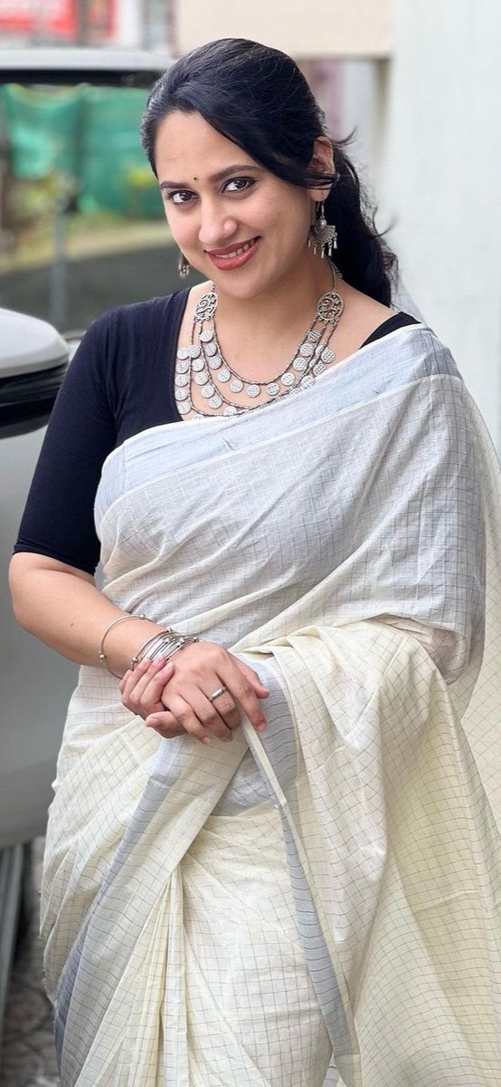 Tesla_ASI's tweet photo. π #MiaGeorgeThread
π #BollywoodThread
#Bollywood #Actress #MiaGeorge New Look https://t.co/N8TFJeJbCf