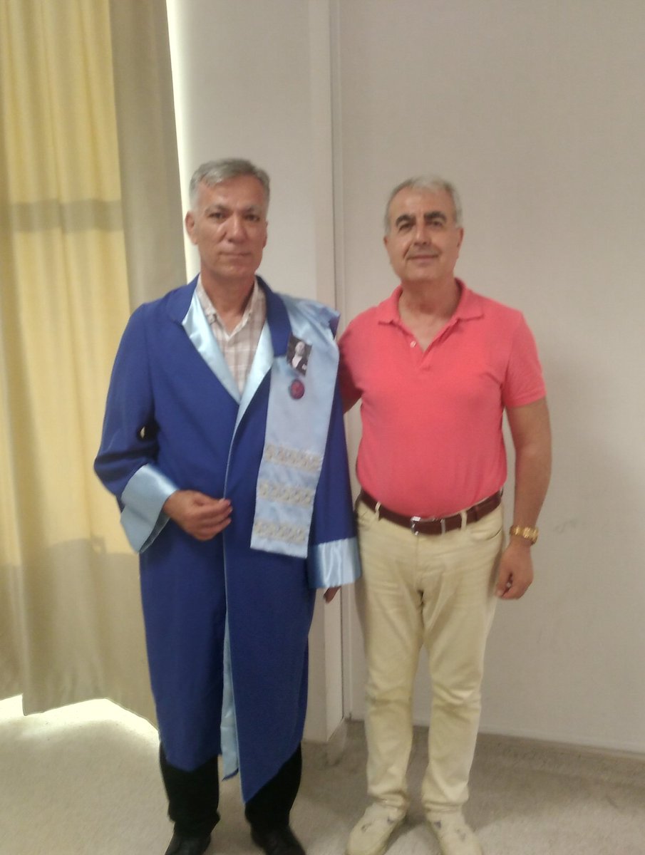 Sonunda...
Akdeniz Üniversitesi Eğitim Bilimleri Enstitüsü/Eğitim Yönetimi,Teftişi,Planlaması ve Ekonomisi (DOKTORA) Programından mezun oldum. Danışmanım Prof. Dr. Kemal Kayıkçı'ya, tüm hocalarıma ve aileme  sonsuz teşekkür ederim.