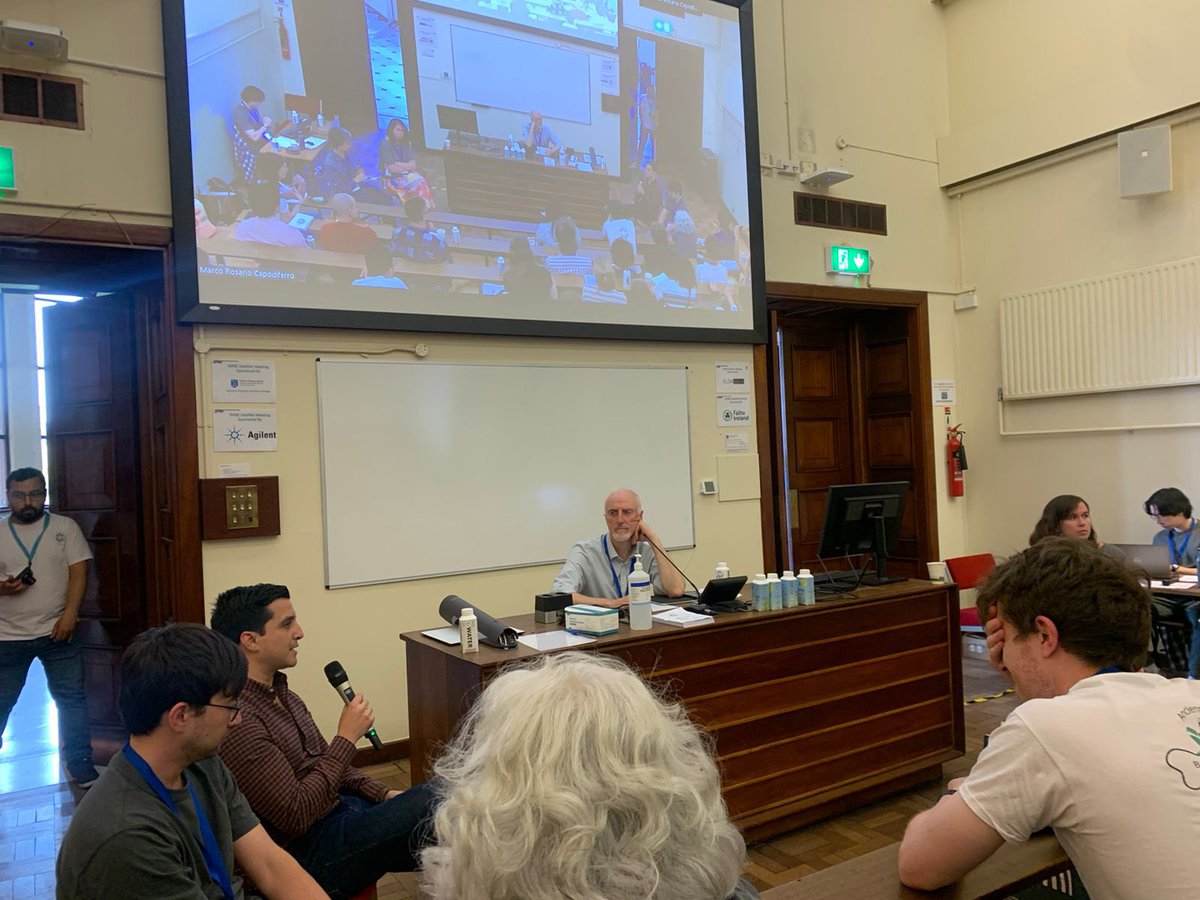 Federico Sanchez Quinto (@fsanchezquinto) on Twitter photo A bit late, but I had beyond fun @ #SMBEbeyond <a href="/SMBESat2024_TCD/">SMBE Ancient DNA Beyond Allele Frequencies</a>, it was a good mix of great keynote & contributed talks, and a interesting poster session. Had a great time sharing insights from Columbian mammoths aDNA from 🇲🇽, & as a panelist in a group discussion at the end. A bit late, but I had beyond fun @ #SMBEbeyond <a href="/SMBESat2024_TCD/">SMBE Ancient DNA Beyond Allele Frequencies</a>, it was a good mix of great keynote & contributed talks, and a interesting poster session. Had a great time sharing insights from Columbian mammoths aDNA from 🇲🇽, & as a panelist in a group discussion at the end.