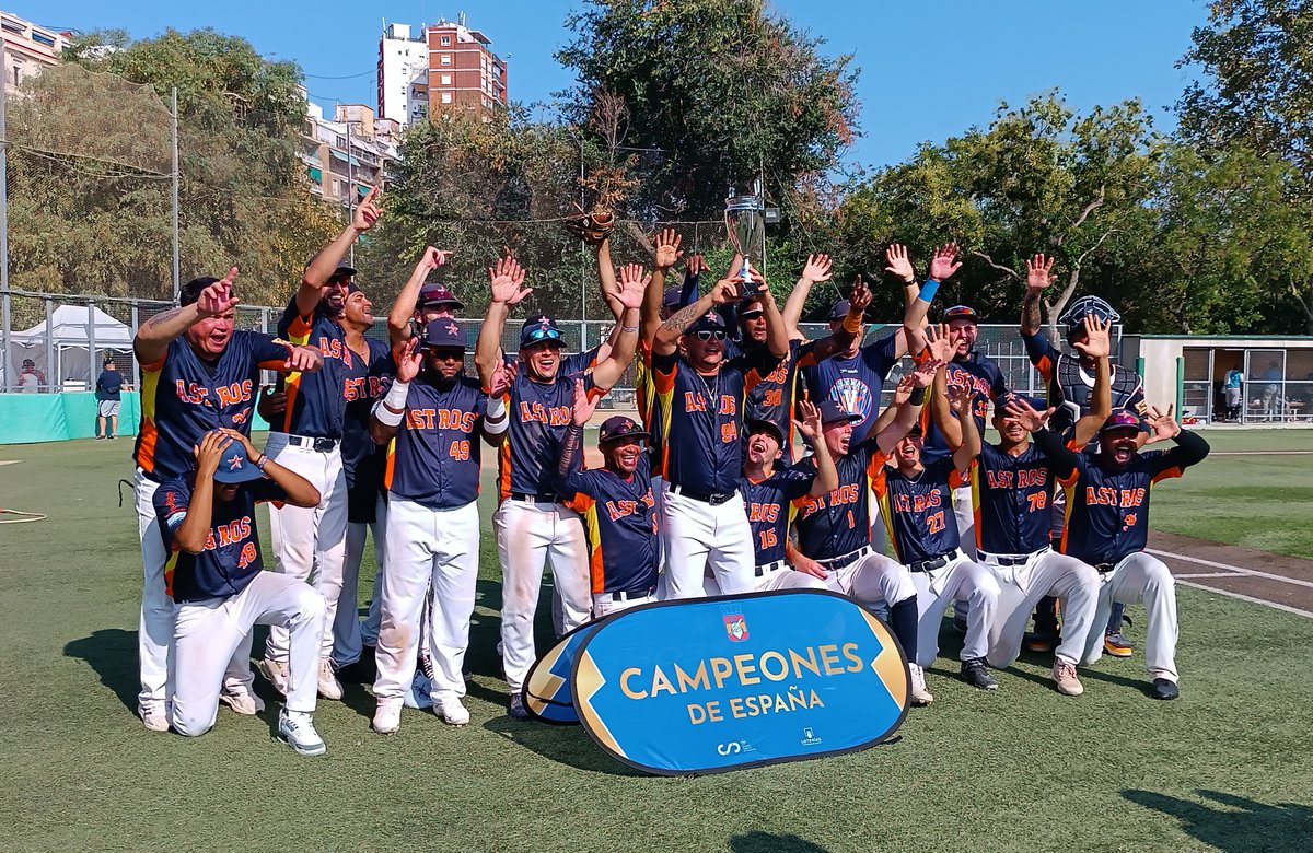 Nostresport's tweet photo. #Basebol
Astros Valencia campeón de la Spanish Baseball League
https://t.co/LqOUgycKQ7 https://t.co/kNVUk6janj