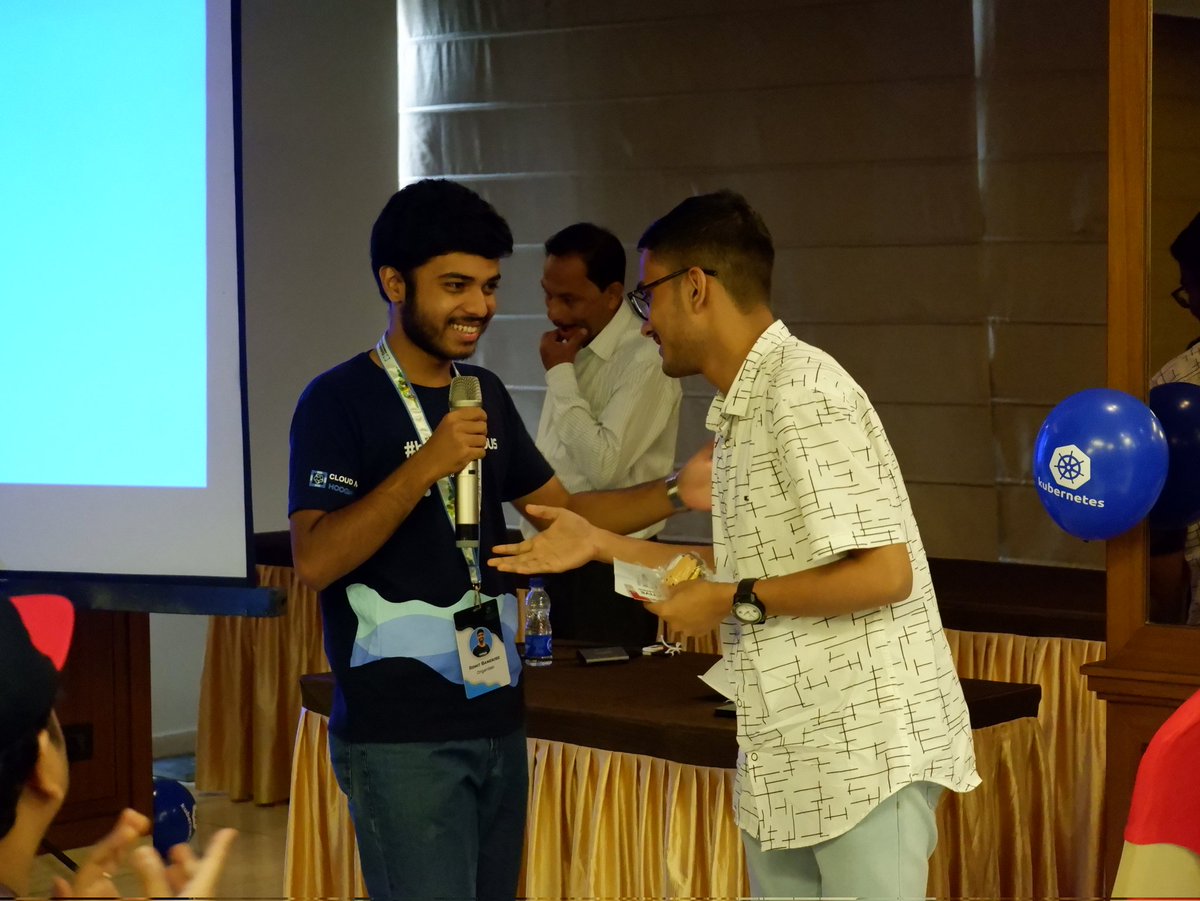 aritrakonar03's tweet photo. Last Saturday, I had an amazing time at the Kubekonfig meetup organized by the fantastic @cnhooghly community!๐
I had the chance to meet some amazing people like @hrittikhere @ronitblenz Rayan Day Ayan Bhadury.
#CloudNativeHooghly
#KubeCaptains #Community https://t.co/jhDJqymRmn