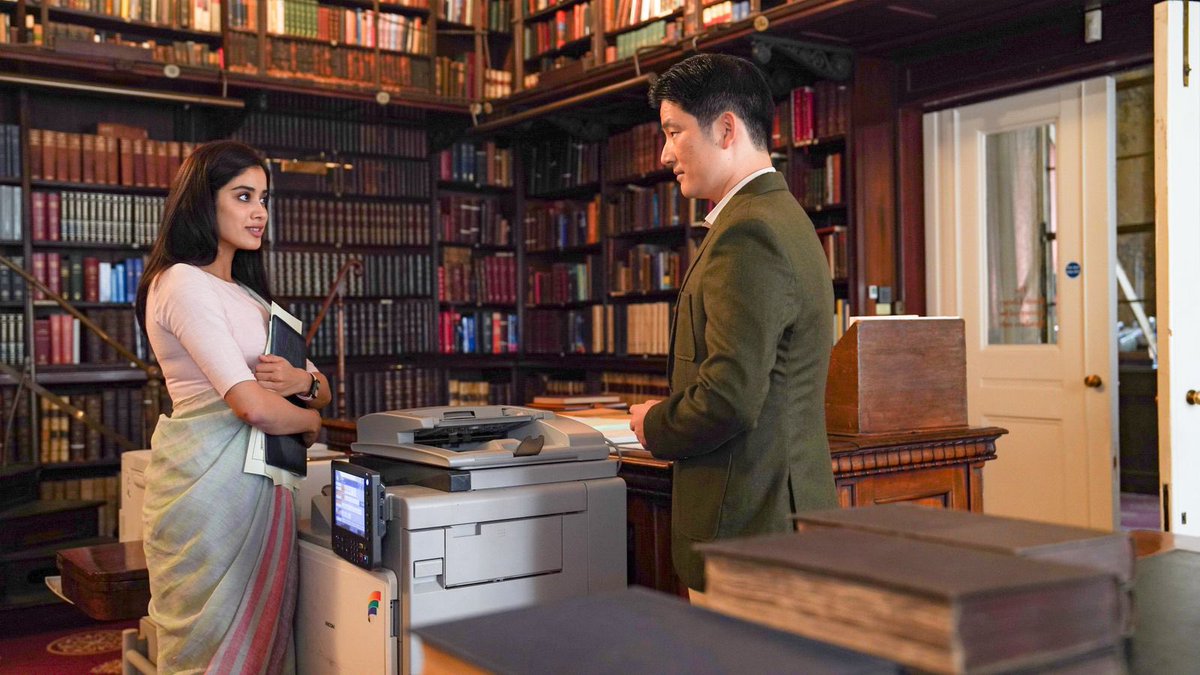 Ulajh collected Rs 2.42 Cr on Sunday taking the weekend 1 collection to Rs. 5.99 Cr.

Friday collections Rs 1.37 Cr &amp; Saturday at Rs 2.2 Cr.

#Ulajh #JanhviKapoor #JungleePictures