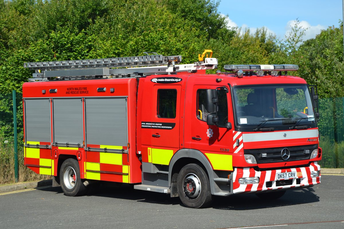 HCFirePhotos tweet media