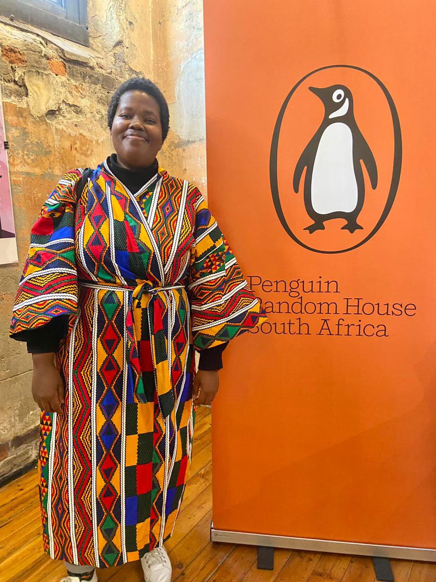 siphohotstix's tweet photo. So happy for @Siphokazi_J ten years hard graft , she came to @musicexchange now look
@Siphokazi_J debut poetry collection, WEEPING BECOMES A RIVER, published by @PenguinBooksSA, is coming in SEPT 24.
signed copies pre-order at https://t.co/yBKX7Z9ZnM ( 🇿🇦only).
#WBAR https://t.co/Li9VXtlBpP