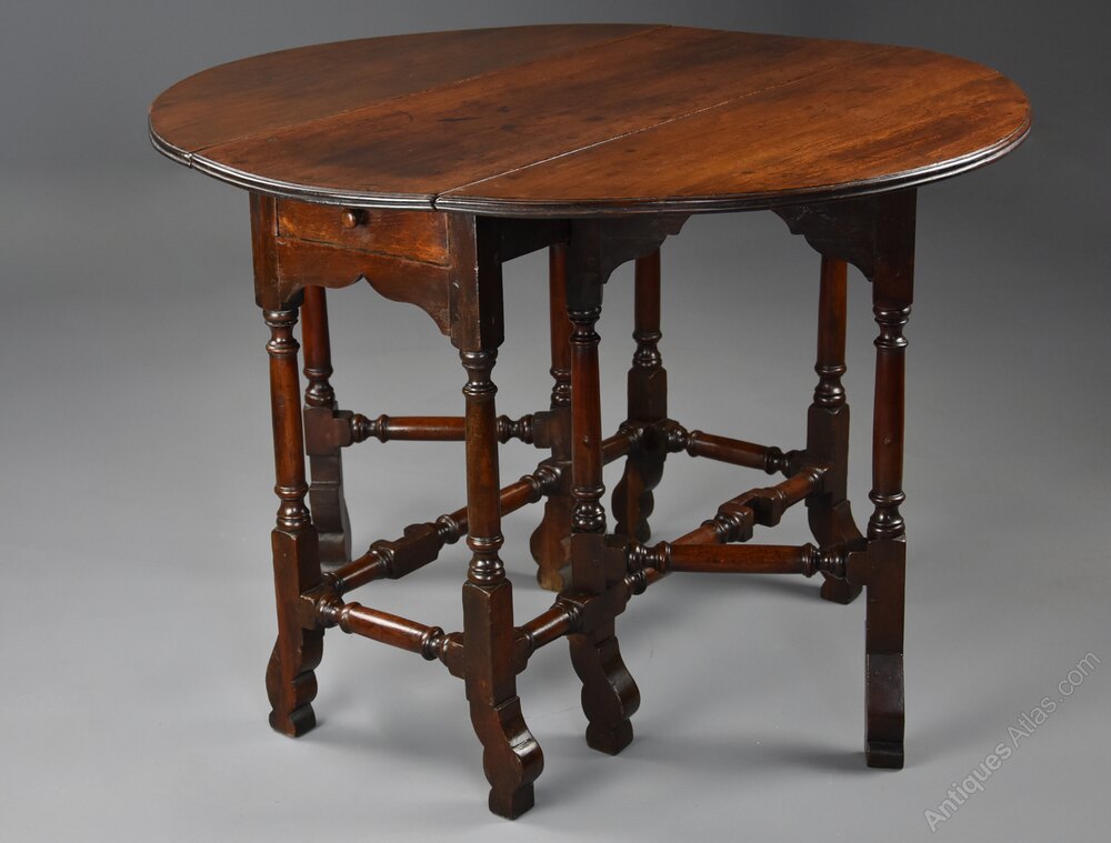 antiques_atlas's tweet photo. Rare & small 18thc red walnut gateleg table https://t.co/ItTgr1mRB0
From LVS Decorative Arts @lvsdec
#countryhouseantiques #countryfurniture #antiqueoakfurniture #countrytable #antiquegatelegtable #Antiques https://t.co/ADUJ29n5Ag