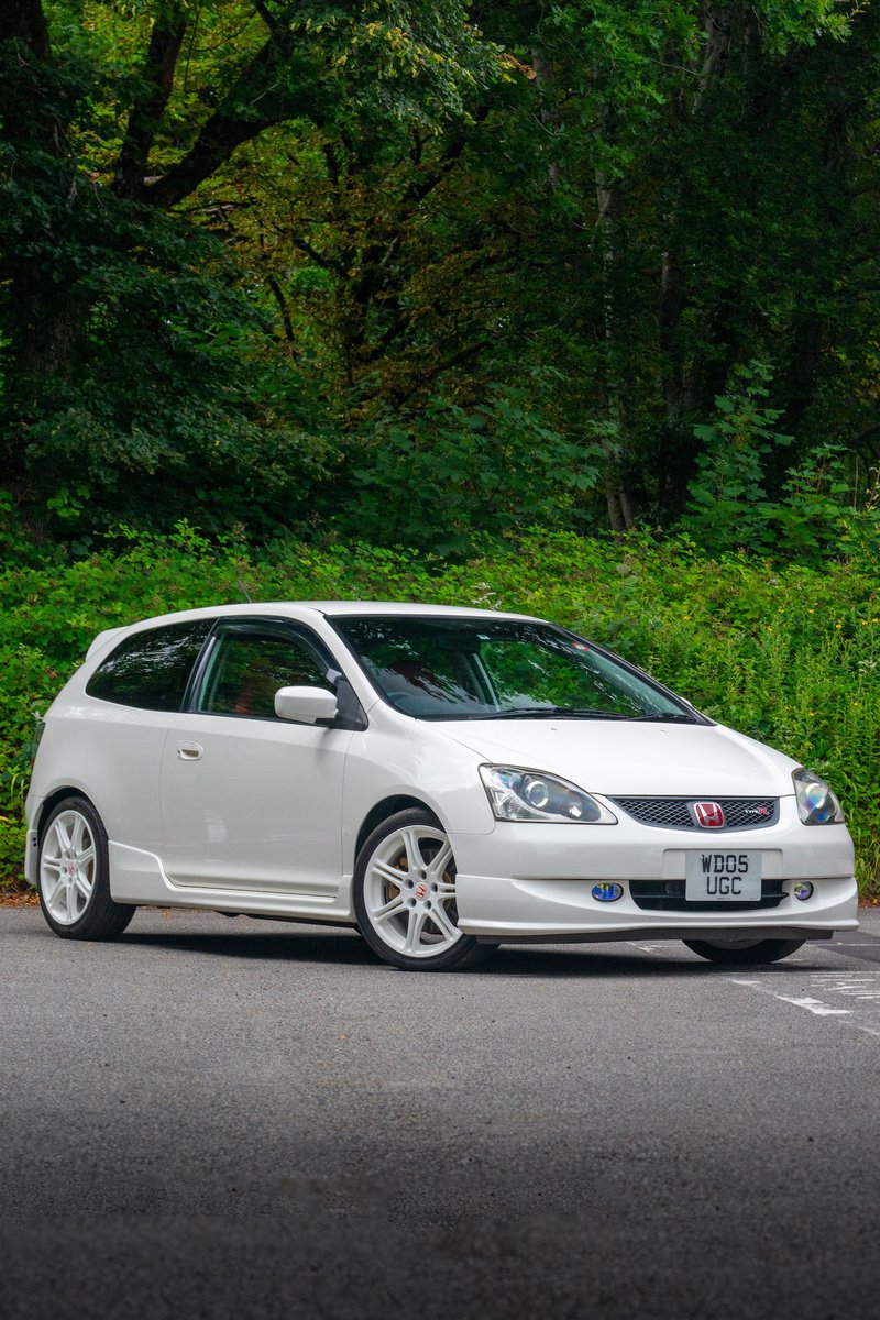 TorqueGT's tweet image. Check out this #JDM #EP3 we recently sold, now with the lucky new owner! A true gem, the JDM EP3 is a fantastic old school hot hatch that rewards the driver. Work for the performance, keep it in #VTEC, and enjoy that renowned #TypeR feeling!
